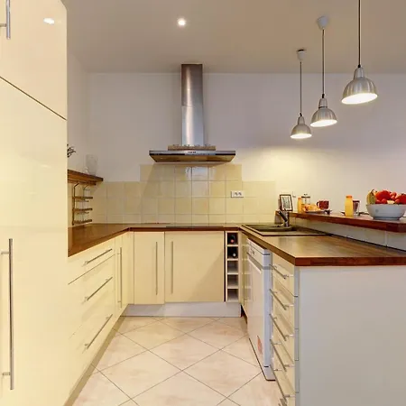 404 Charlotte - Superbe A Appartement Parijs